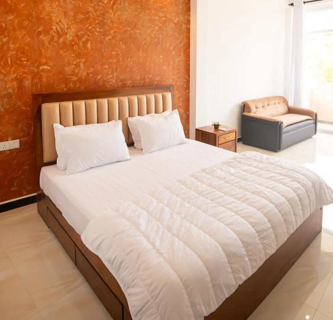 Hotel J Lee Negombo