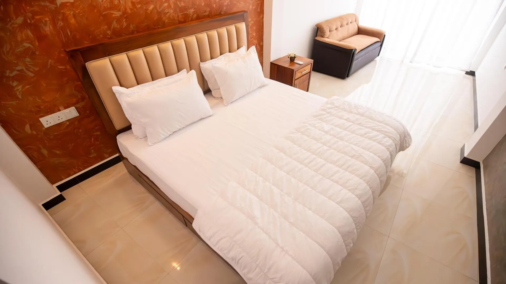 Hotel J Lee Negombo