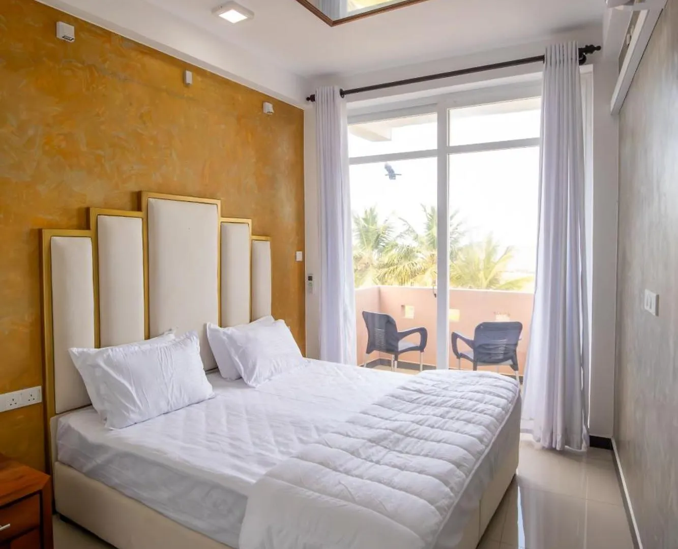 Hotel J Lee Negombo